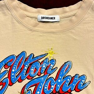 One size fits all. Unisex t shirt.